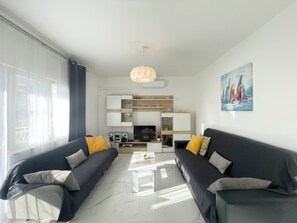 Living area - Apartments Marija, (14689), Vini šce, hr (Vinišce)