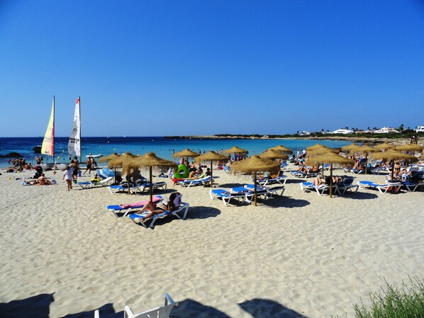 Beach nearby, beach towels - Tipica Villa Menorquina, Piscina Privada, Jardin, Wifi, A/Acond, Ping Pong (Cap d'Artrutx)