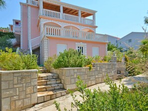 Exterior - Apartments Dinko, (13040), Blato, hr (Blato)