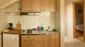 Private kitchen - Apartments Ante, (13876), Vinišce, hr (Vinišce)