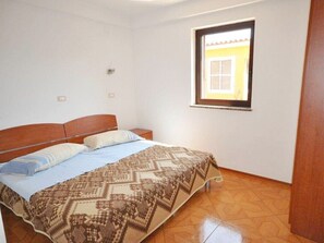 3 bedrooms, Internet, bed sheets