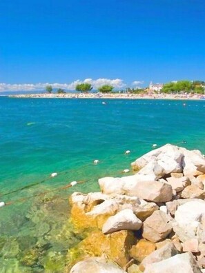 Beach nearby - Holiday home Anton, (14595), Crikvenica, hr (Crikvenica)