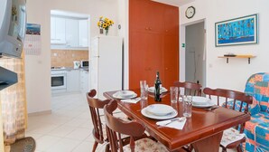 Dining - Apartments Srđan, (15477), Zecevo, hr (Zecevo)