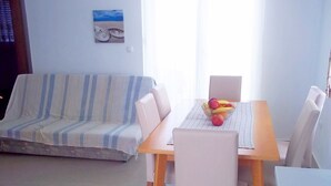 Dining - Apartments Davor, (12831), Vodice, hr (Vodice)