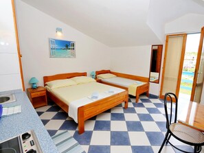 1 bedroom, Internet, bed sheets