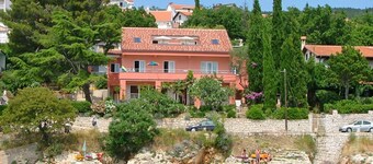 Apartments Nedjeljko, (15539), Crikvenica, hr