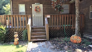 Cabin, Multiple Beds (Majestic Hollow) | Property entrance