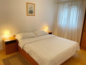 1 bedroom, Internet, bed sheets