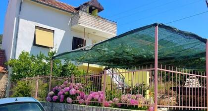 Huoneisto Palmina, (2737), Vis, saarella Vis, Kroatia
