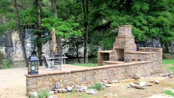 Cabin, Multiple Beds (Getaway on Little River) | Property grounds