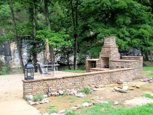 Getaway on Little River