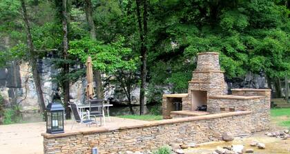 Getaway on Little River