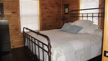 Cabin, Multiple Beds (Getaway on Little River) | 3 bedrooms, free WiFi