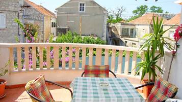 Servei de restauració a l'aire lliure