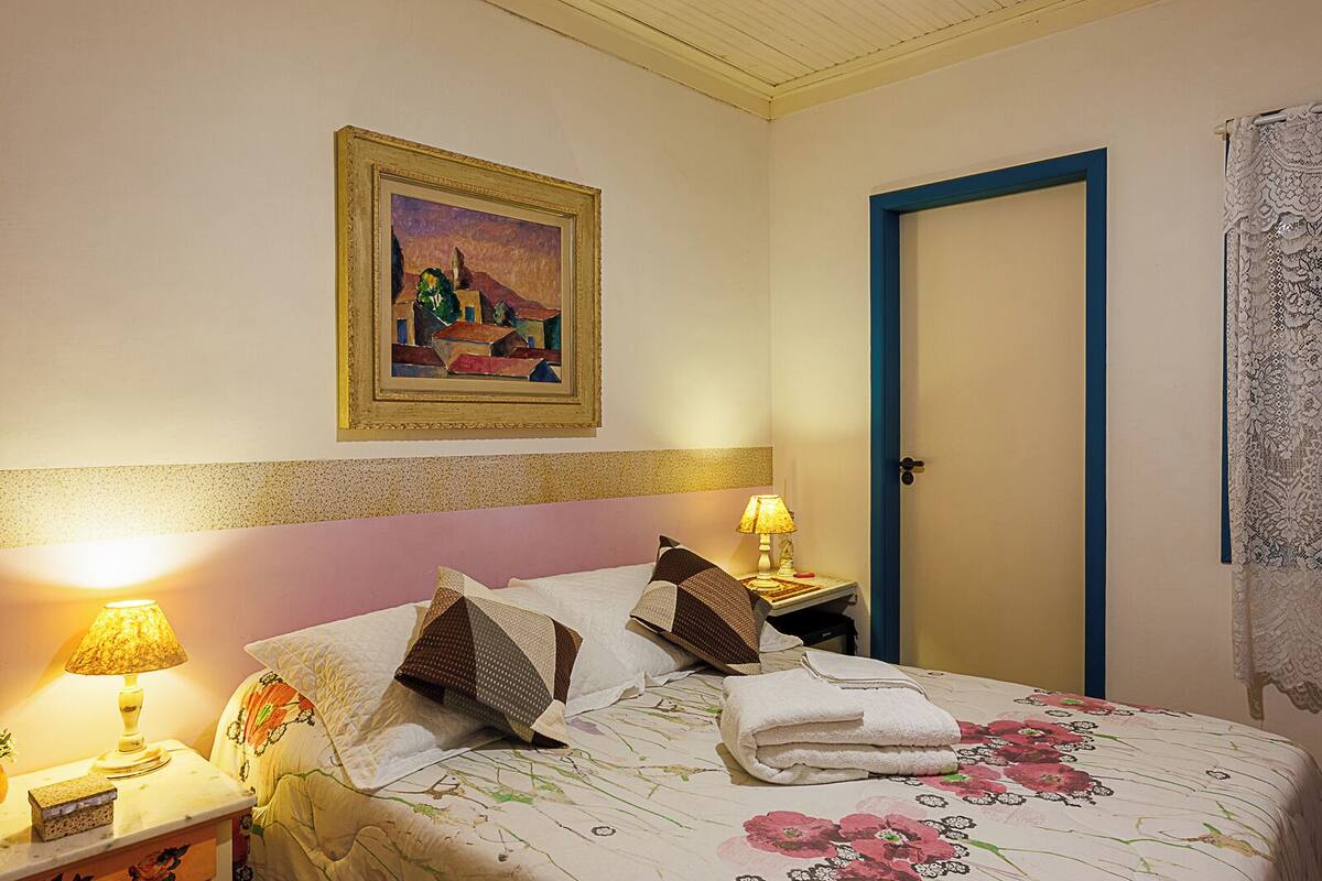 Suite Economy, 1 letto matrimoniale, non fumatori | 1 camera, minibar, tende oscuranti, Wi-Fi gratuito