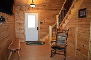 Cabin, Multiple Beds (River Escape) | Interior