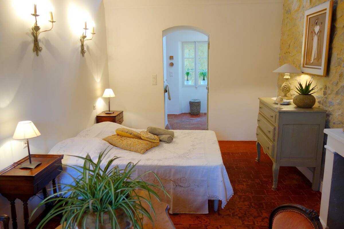 Double Room, Terrace | Minibar, desk, blackout curtains, iron/ironing board (on request)