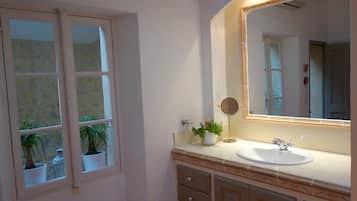 Double Room, Terrace | Bathroom sink
