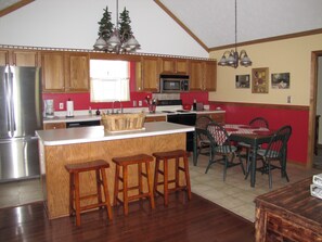 Cabin, 2 Queen Beds (Firefly Cove) | Private kitchen - Firefly Cove (Sevierville)