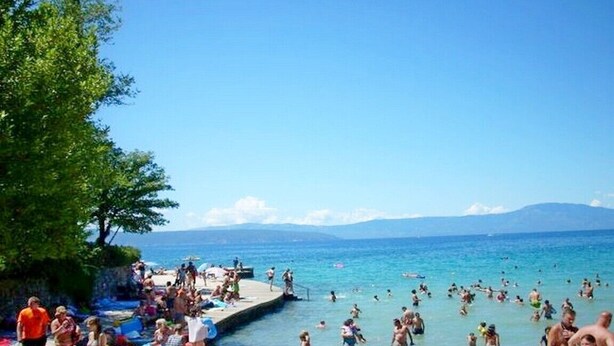 Beach nearby - Apartments Dunja, (13291), Malinska, hr (Malinska)