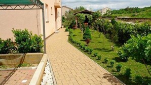 Property grounds - Apartments Dunja, (13291), Malinska, hr (Malinska)