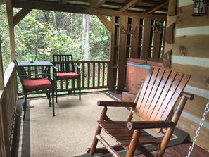 Cabaña, varias camas (Bear Bottoms) | Restaurantes