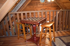 Cabin, Multiple Beds (Bear Bottoms) | Game room