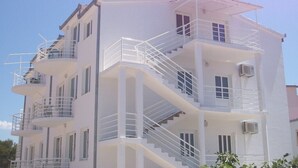 Exterior - Apartments Dragica, (1847), Okrug Gornji, hr (Okrug Gornji)