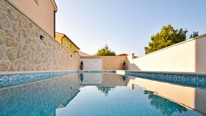 Pool - Apartments Ivka, (14510), Vir, hr (Vir)