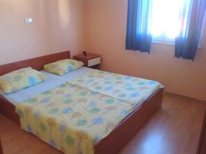 1 bedroom, Internet, bed sheets