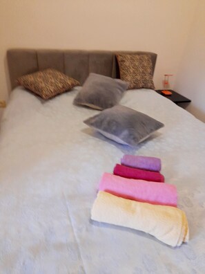 3 sovrum, internet och sängkläder