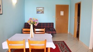 Ruokailu