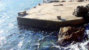 Beach - Apartments Ante, (11852), Vinišće, hr (Vinišće)