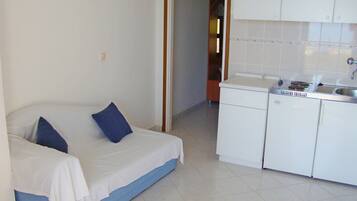 1 quarto, acesso à internet, roupa de cama