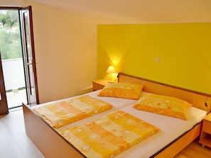 2 bedrooms, Internet, bed sheets - Apartments Bruna, (8234), Rab, hr (Supetarska Draga)