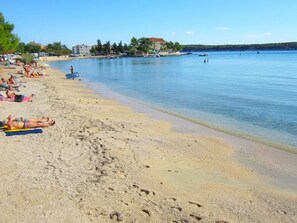 Beach nearby - Apartments Marija, (12886), Banjol, hr (Banjol)