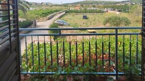 Property grounds - Apartments Nediljko, (2659), Jelsa, hr (Jelsa)