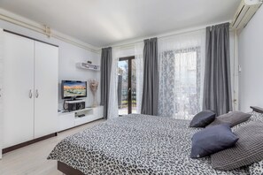 2 Schlafzimmer, Internetzugang, BettwÀsche