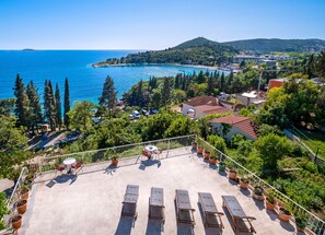 Terrace/patio - Apartments Katica, (14426), Mlini, hr (Mlini)