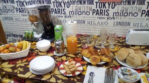 Desayuno continental incluido todos los días