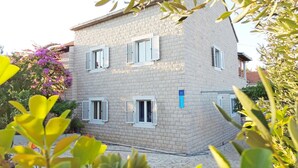 Exterior - Apartments Jakov, (12251), Mirca, hr (Mirca)