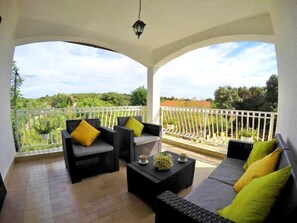 Terrace/patio - Holiday home Nila, (15021), Vinišce, hr (Vinišce)