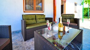 Terrace/patio - Apartments Ivan, (14195), Biograd, hr (Biograd)