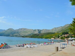 Beach nearby - Apartments Nikša, (15883), Cavtat, hr (Cavtat)