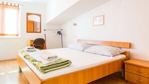 Room - Apartments Ivanka, (14888), Dubrovnik, hr (Dubrovnik)