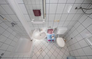 Shower - Apartments and rooms Biserka, (14248), Palit, hr (Palit)