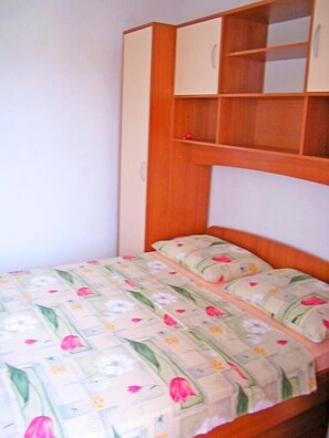 2 chambres, accĂšs Internet, draps fournis