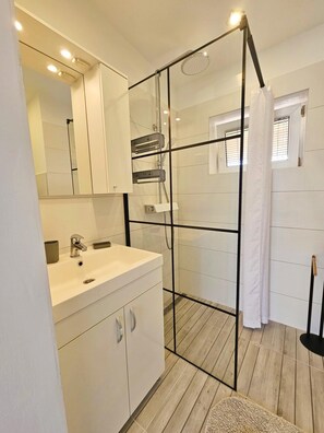 Dusche, Bidet