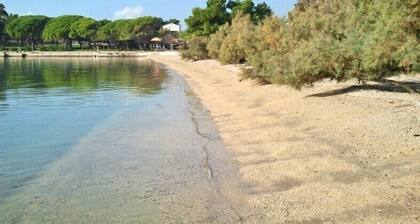 Apartments Damir, (14321), Banjol, hr