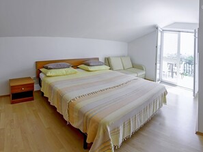 2 habitaciones, acceso a internet y ropa de cama 